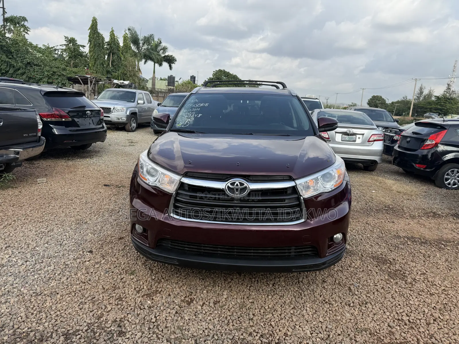 Toyota Highlander XLE V6 4x4 (3.5L 6cyl 6A) 2016 Burgundy