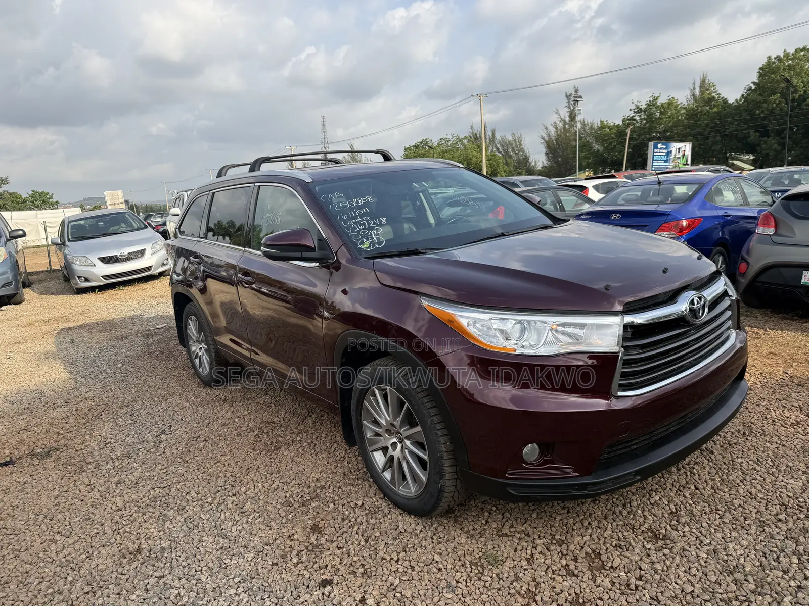 Toyota Highlander XLE V6 4x4 (3.5L 6cyl 6A) 2016 Burgundy