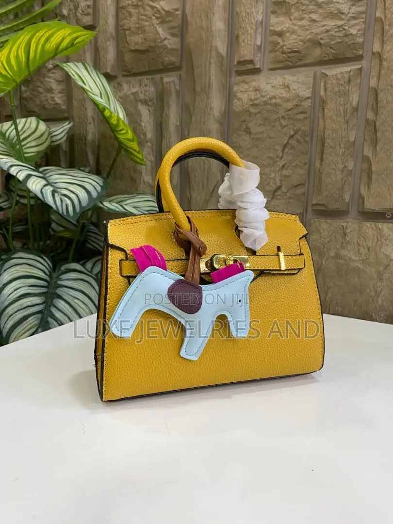 Quality Hermes Bag Available in Colors (Boxed as Seen)