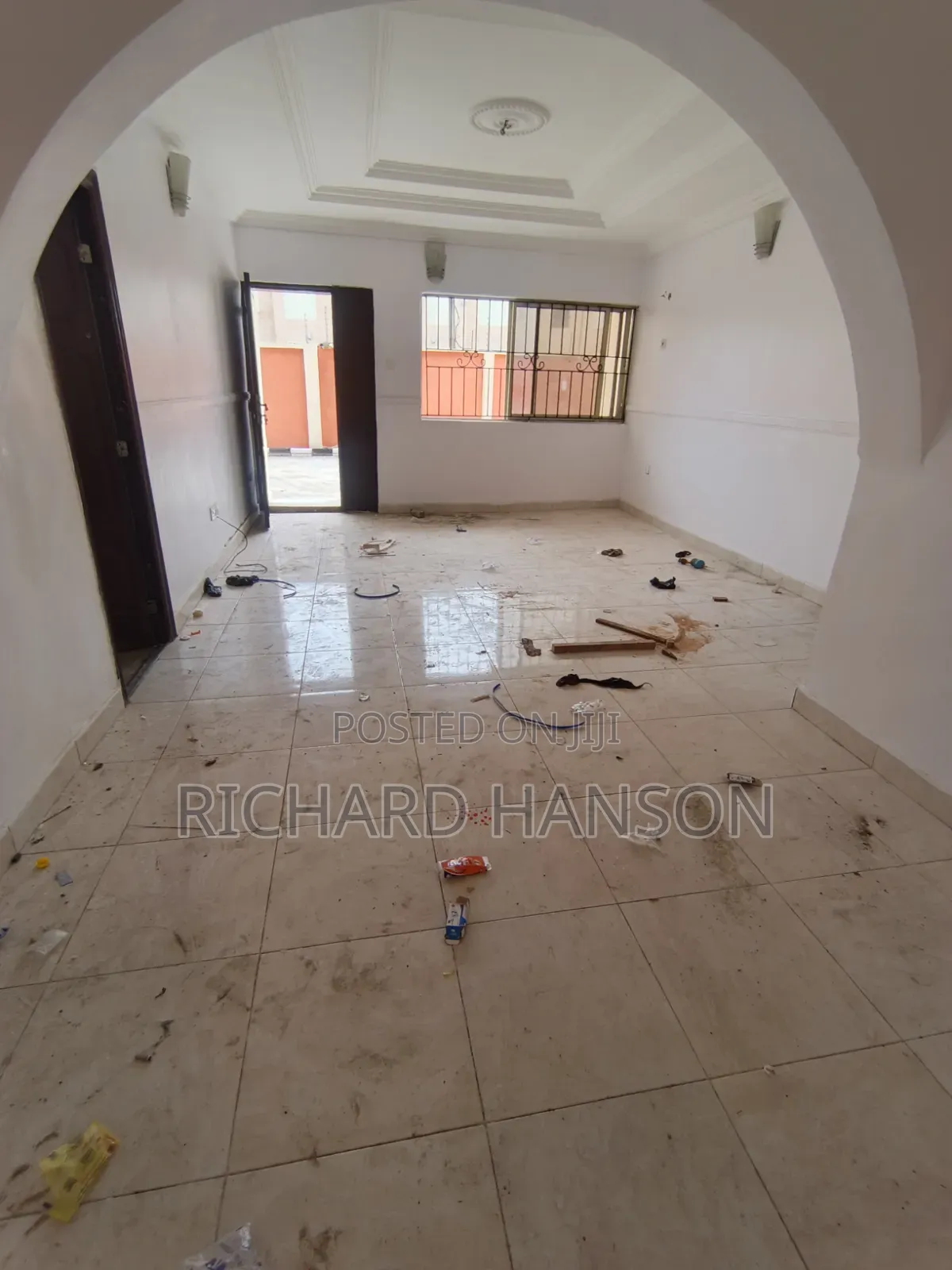 3bdrm Apartment in Close2Express, Abijo for rent