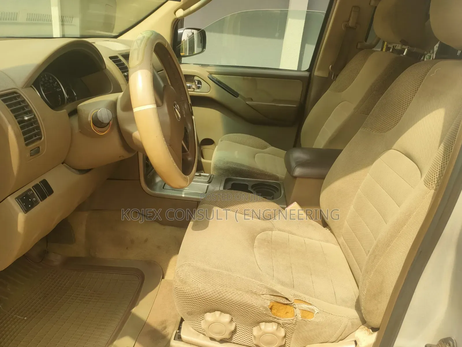 Nissan Pathfinder 2006 Silver