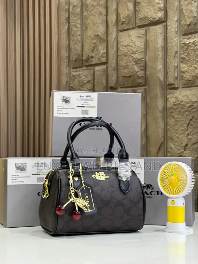 Luxury Coach Bag for Classy Ladies (Boxed)
