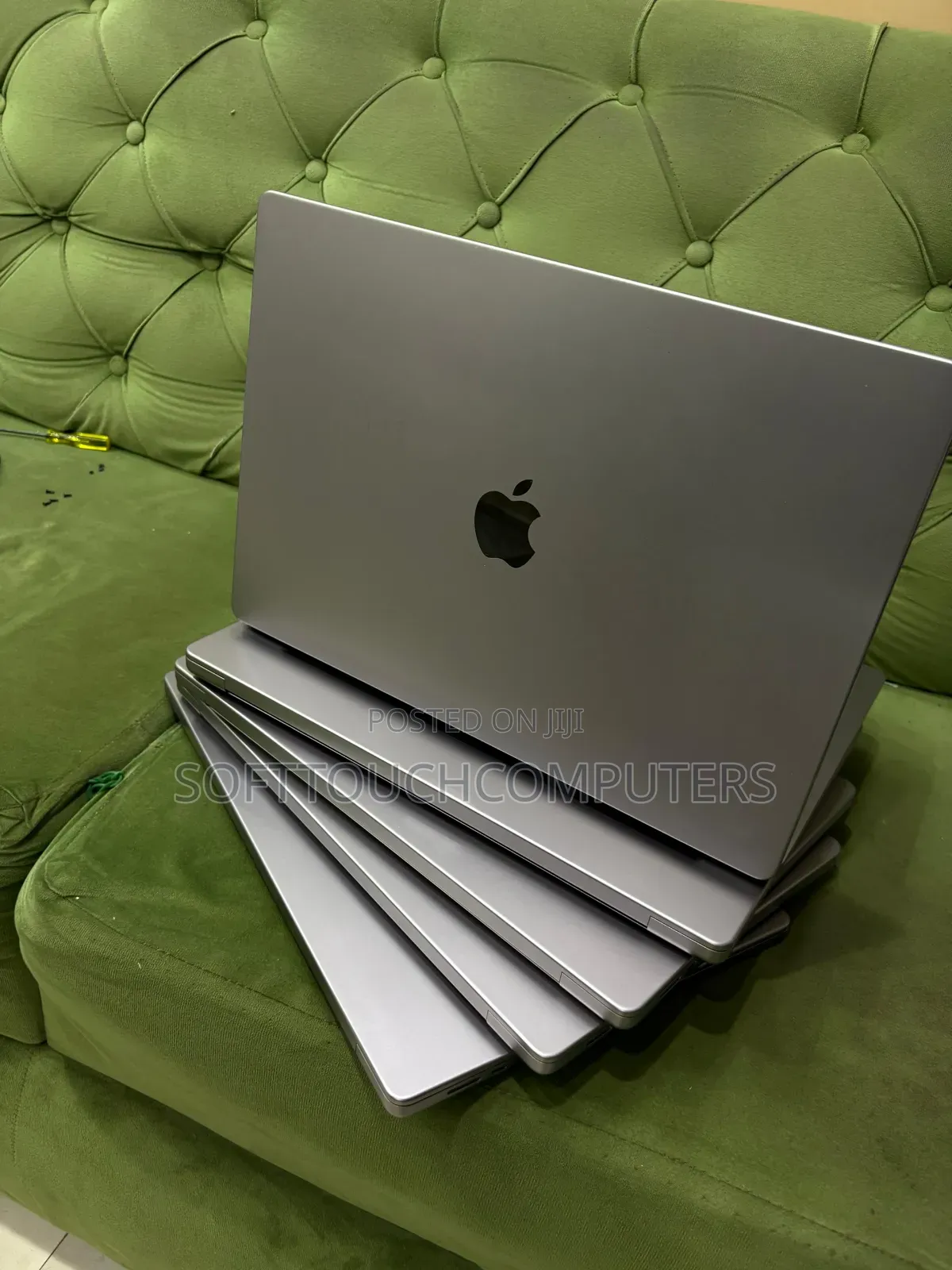 Laptop Apple MacBook Pro 2021 M1 16GB Apple M1 Pro SSD 512GB