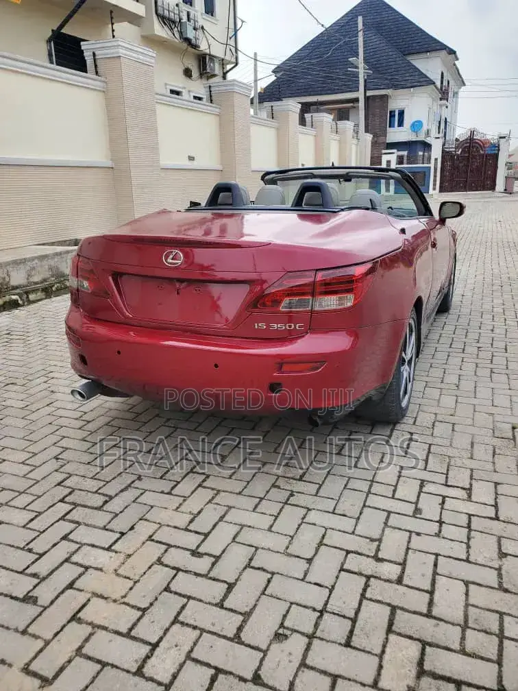 Lexus IS 2011 Red
