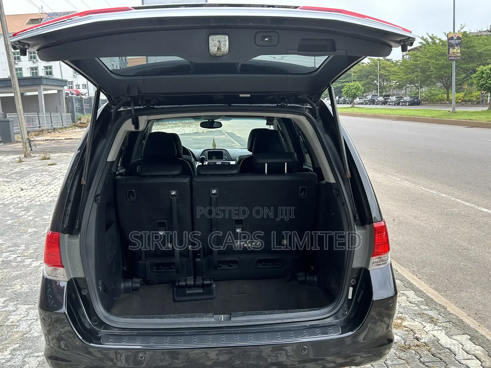 Honda Odyssey Touring 2010 Black