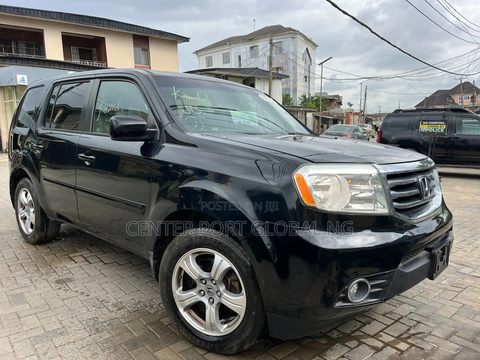 Honda Pilot Touring w/RES/Navi 4WD (3.5L 6cyl 5A) 2012 Black