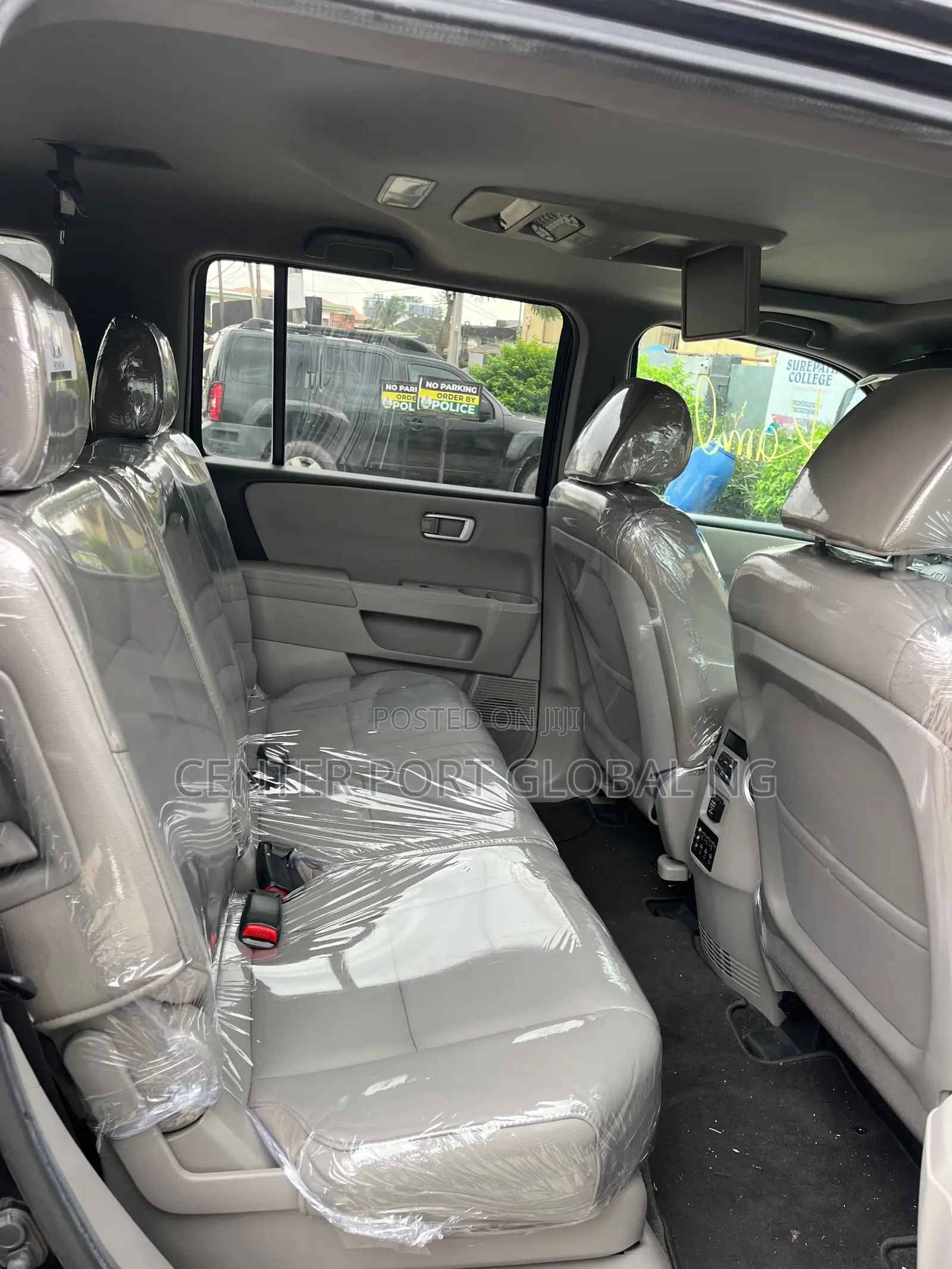 Honda Pilot Touring w/RES/Navi 4WD (3.5L 6cyl 5A) 2012 Black