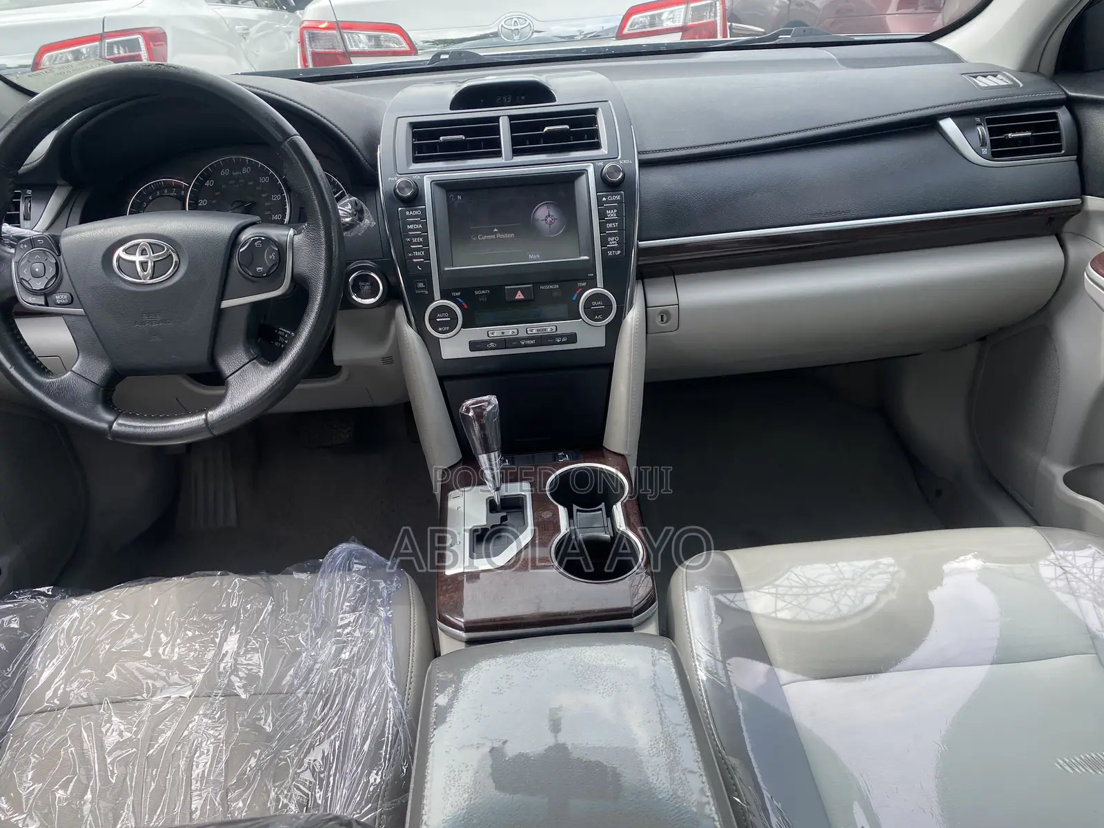 Toyota Camry XLE V6 4dr Sedan (3.5L 6cyl 6A) 2012 Silver