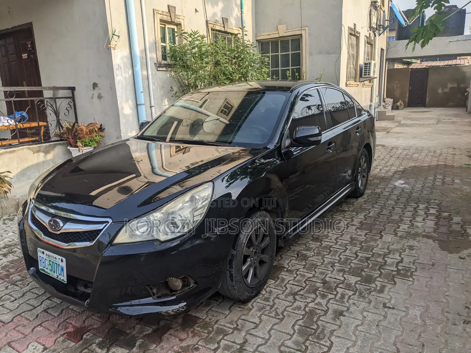 Subaru Legacy 2.5i 2011 Black