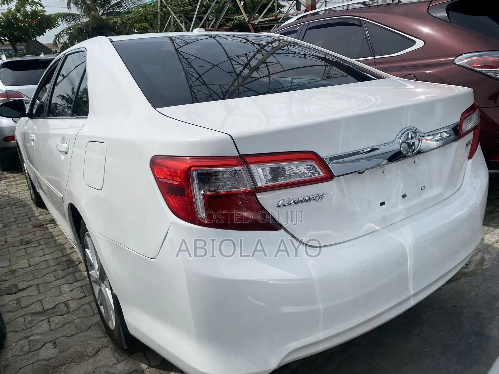 Toyota Camry XLE 4dr Sedan (2.5L 4cyl 6A) 2013 White