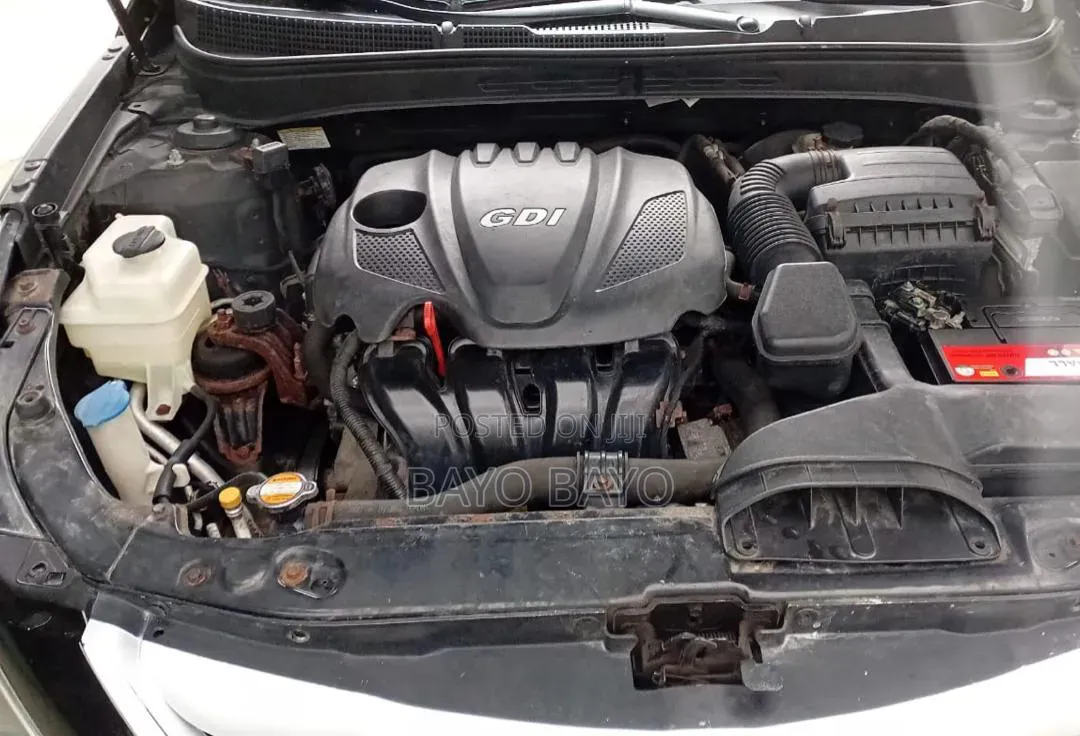 Hyundai Sonata Limited Sedan FWD (2.4L 4cyl 6A) 2011 Black