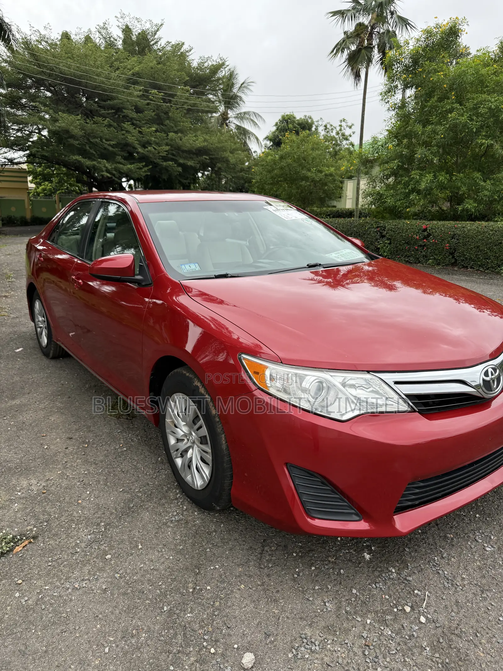 Toyota Camry LE 4dr Sedan (2.5L 4cyl 6A) 2012 Red