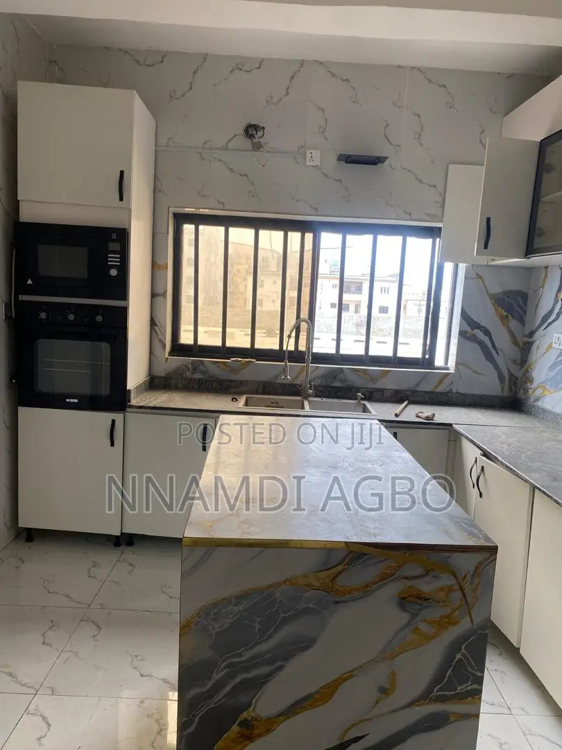 3bdrm Maisonette in Ikate for rent