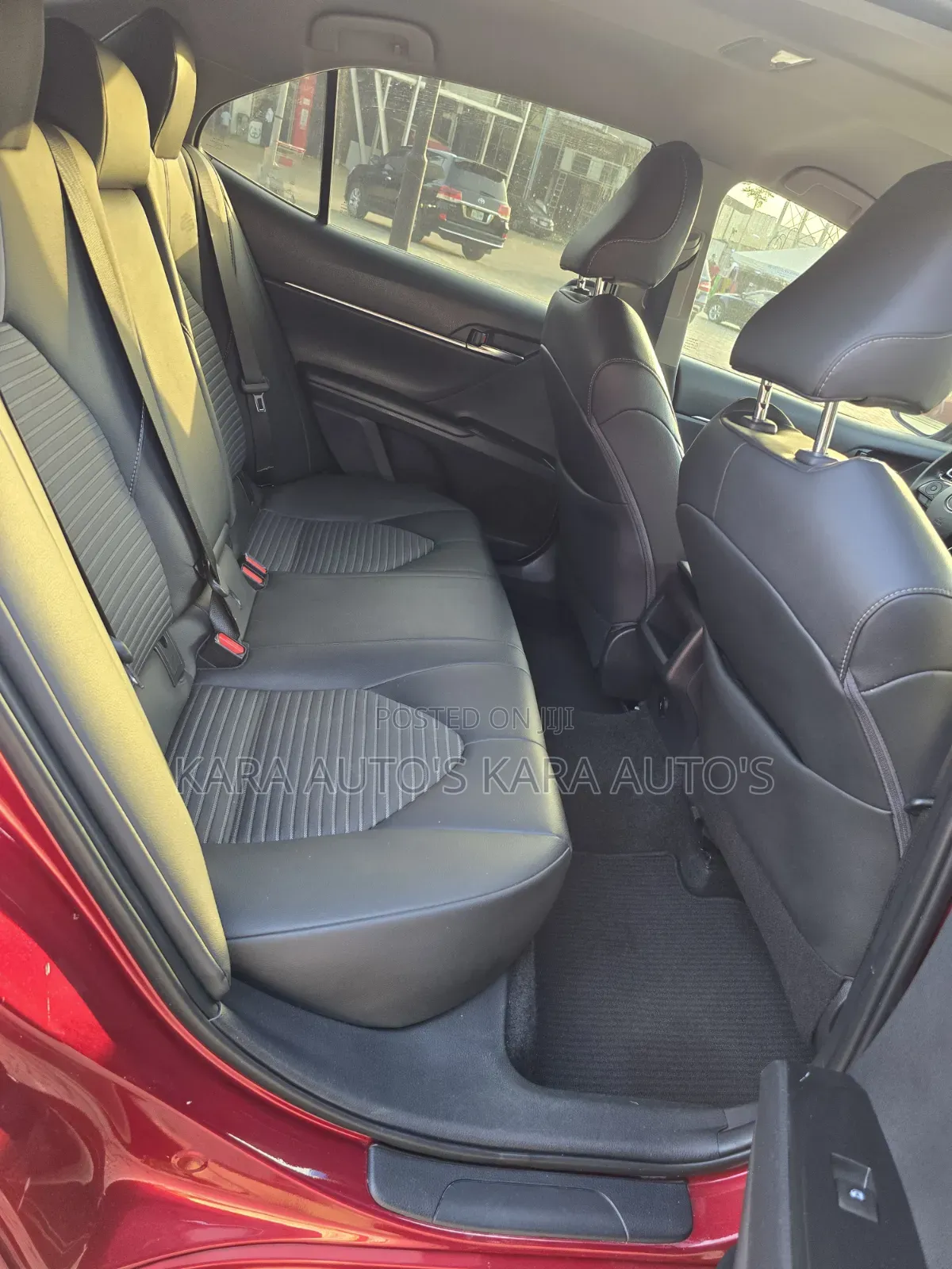 Toyota Camry 2018 Red