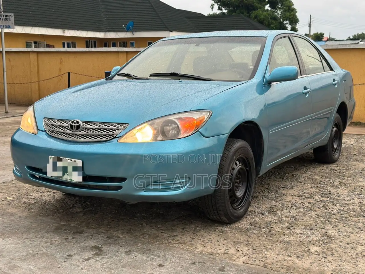 Toyota Camry LE 4dr Sedan (2.4L 4cyl 5M) 2004 Blue