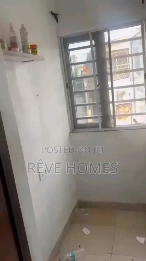 Furnished Mini Flat in Shomolu / Shomolu for rent
