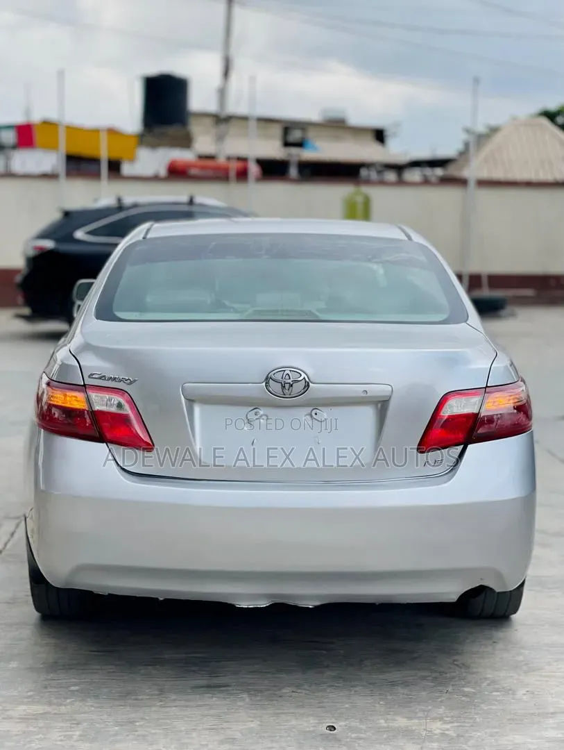 Toyota Camry 2008 Silver