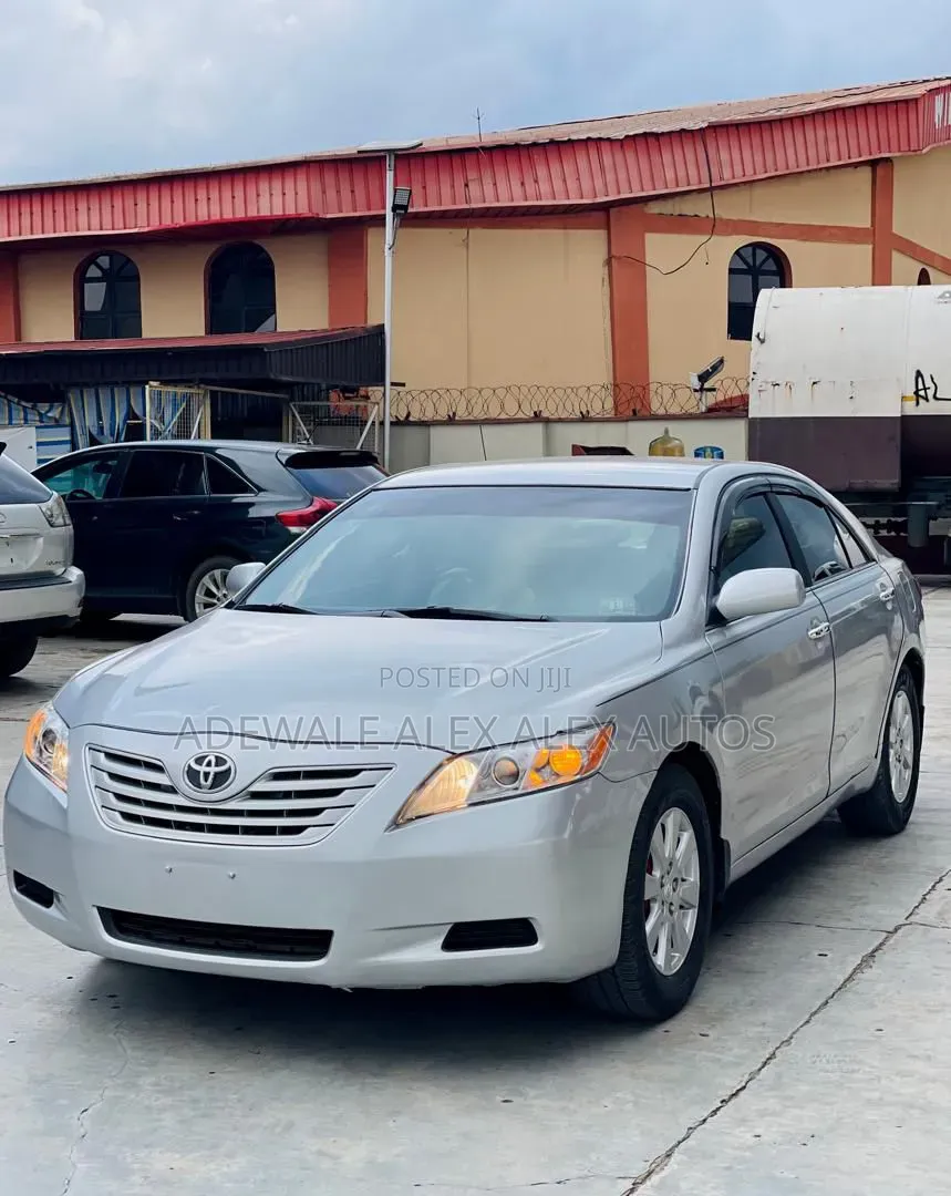 Toyota Camry 2008 Silver