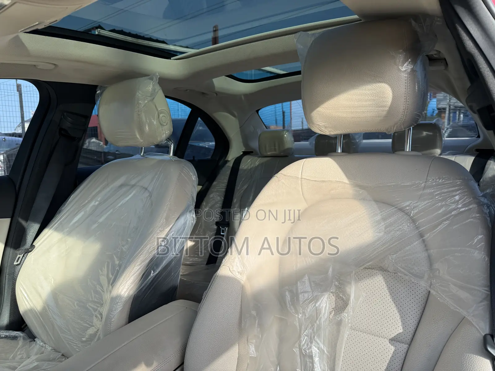 Mercedes-Benz C300 Luxury 4Matic Sedan AWD (2.0L 4cyl 7A) 2016 Burgundy