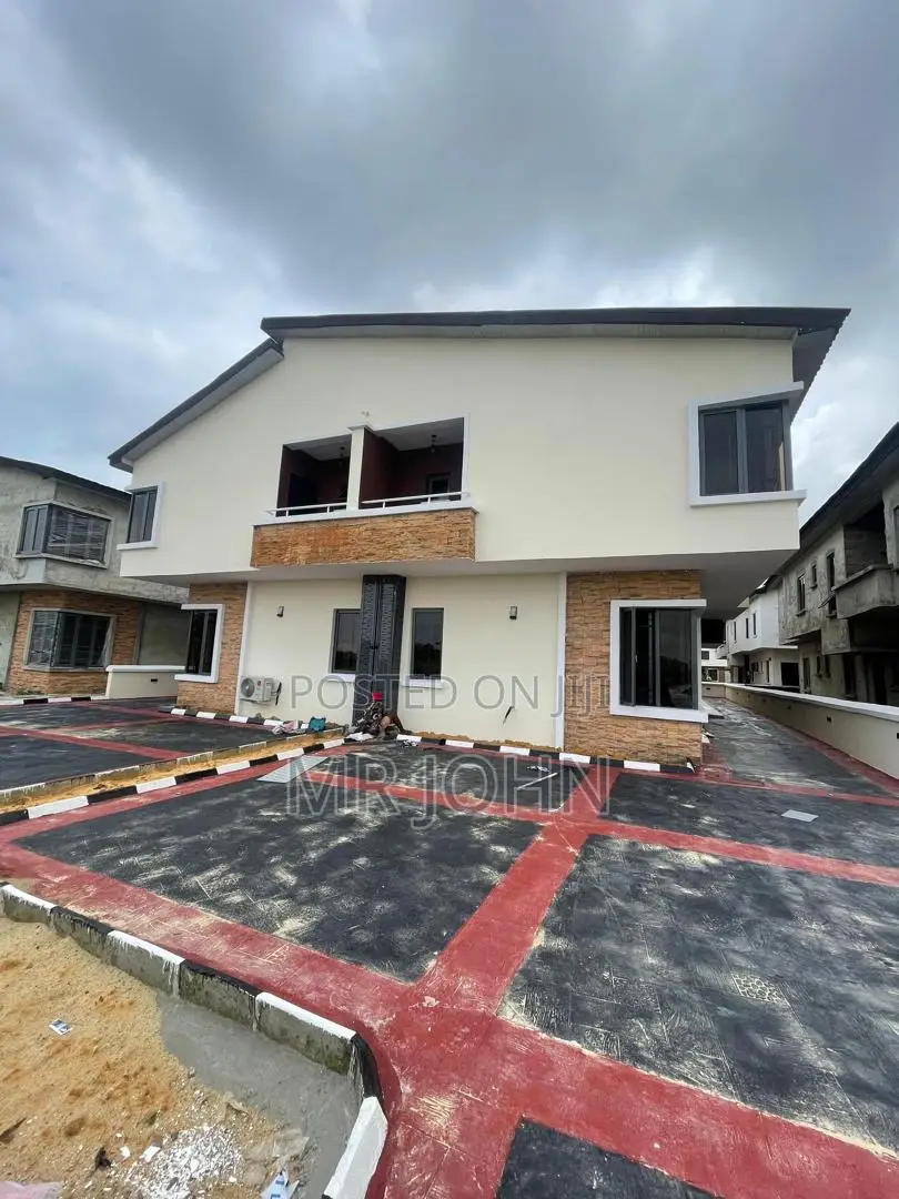 4bdrm House in Harris Drive Owo Pr, Lekki for rent