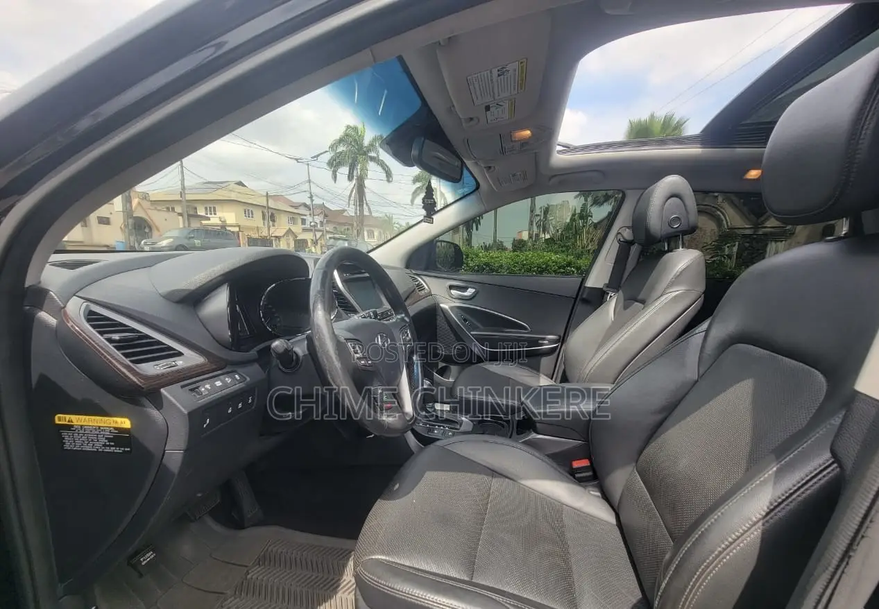 Hyundai Santa Fe 2013 Black
