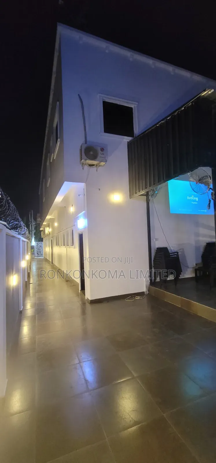 Modern Lounge, Nightclub, Restaurant, Outside Bar, Lodging
