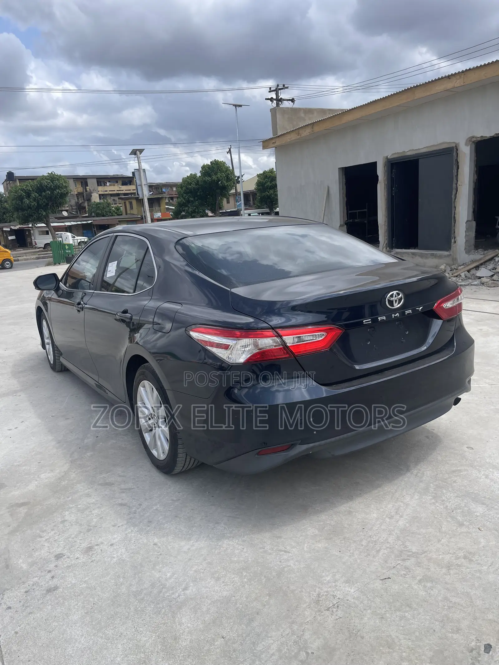 Toyota Camry 2018 Blue