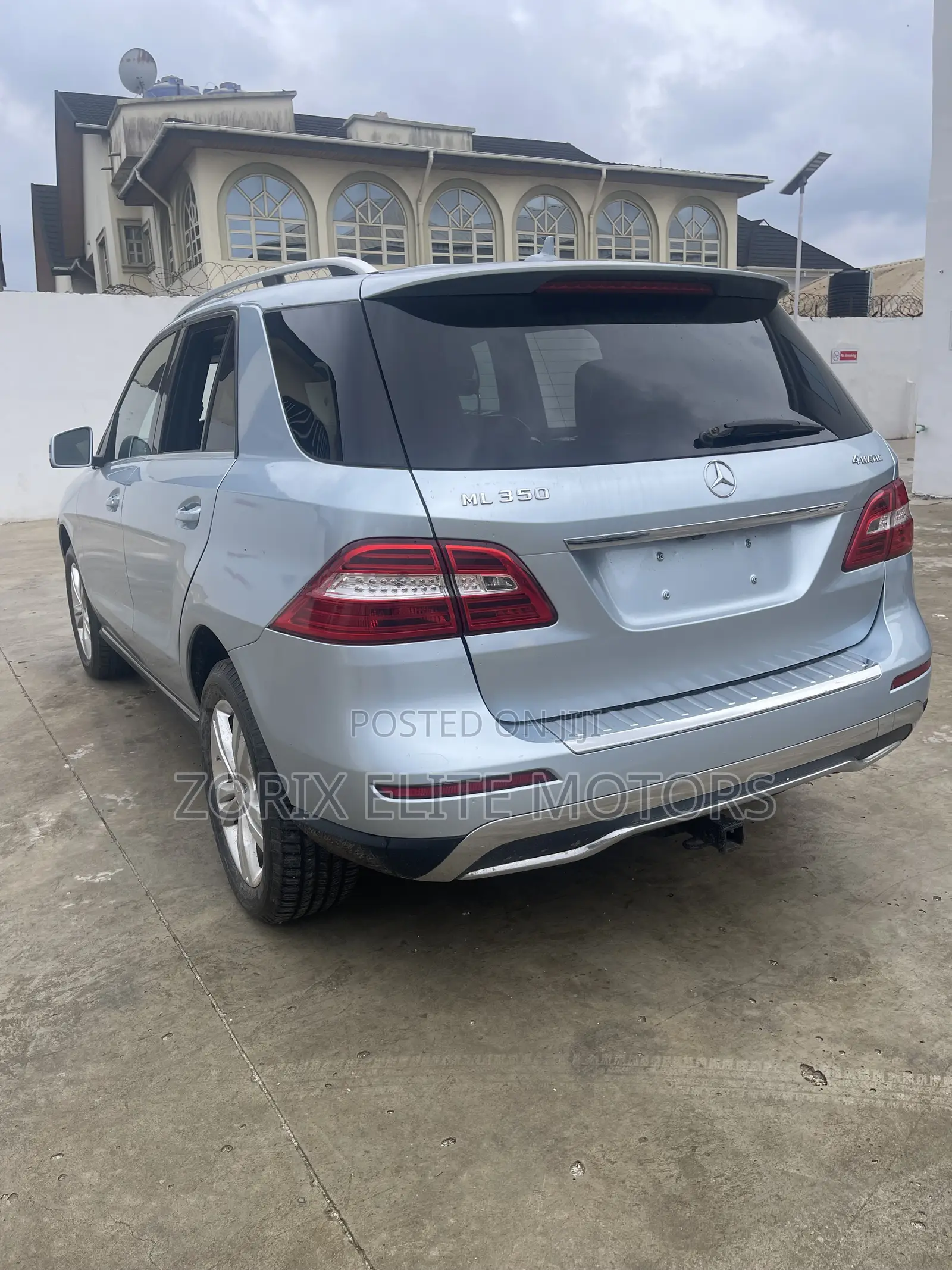 Mercedes-Benz M Class 2012 Blue