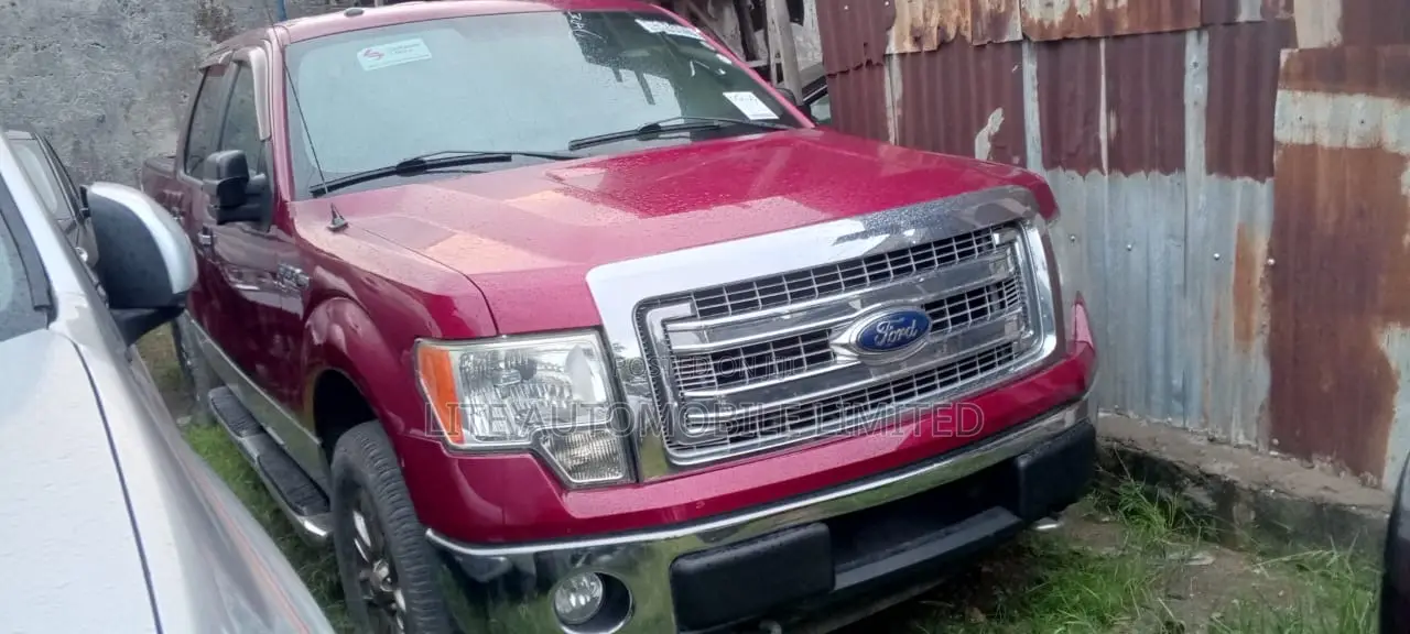 Ford F-150 Platinum  2013 Red