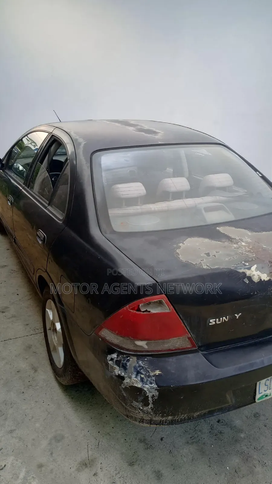 Nissan Sunny 2012 Gray