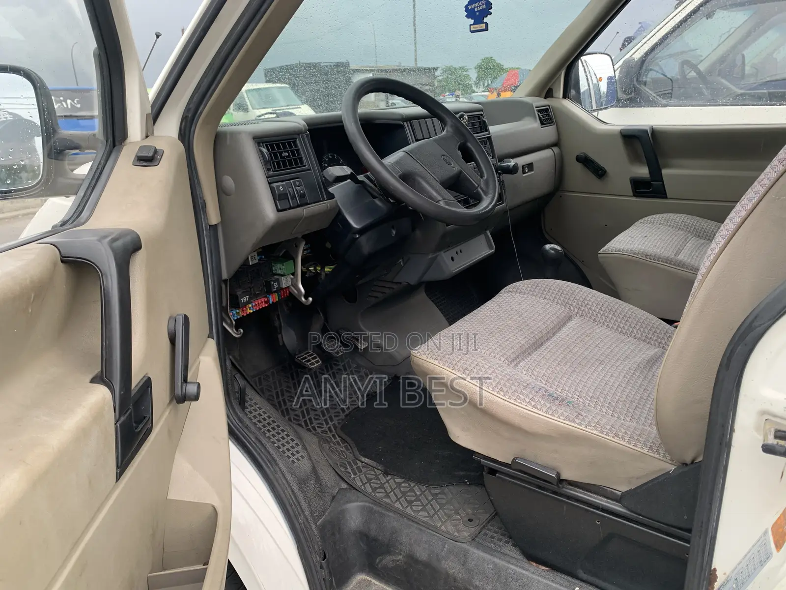 Volkswagen Transporter 2005 White