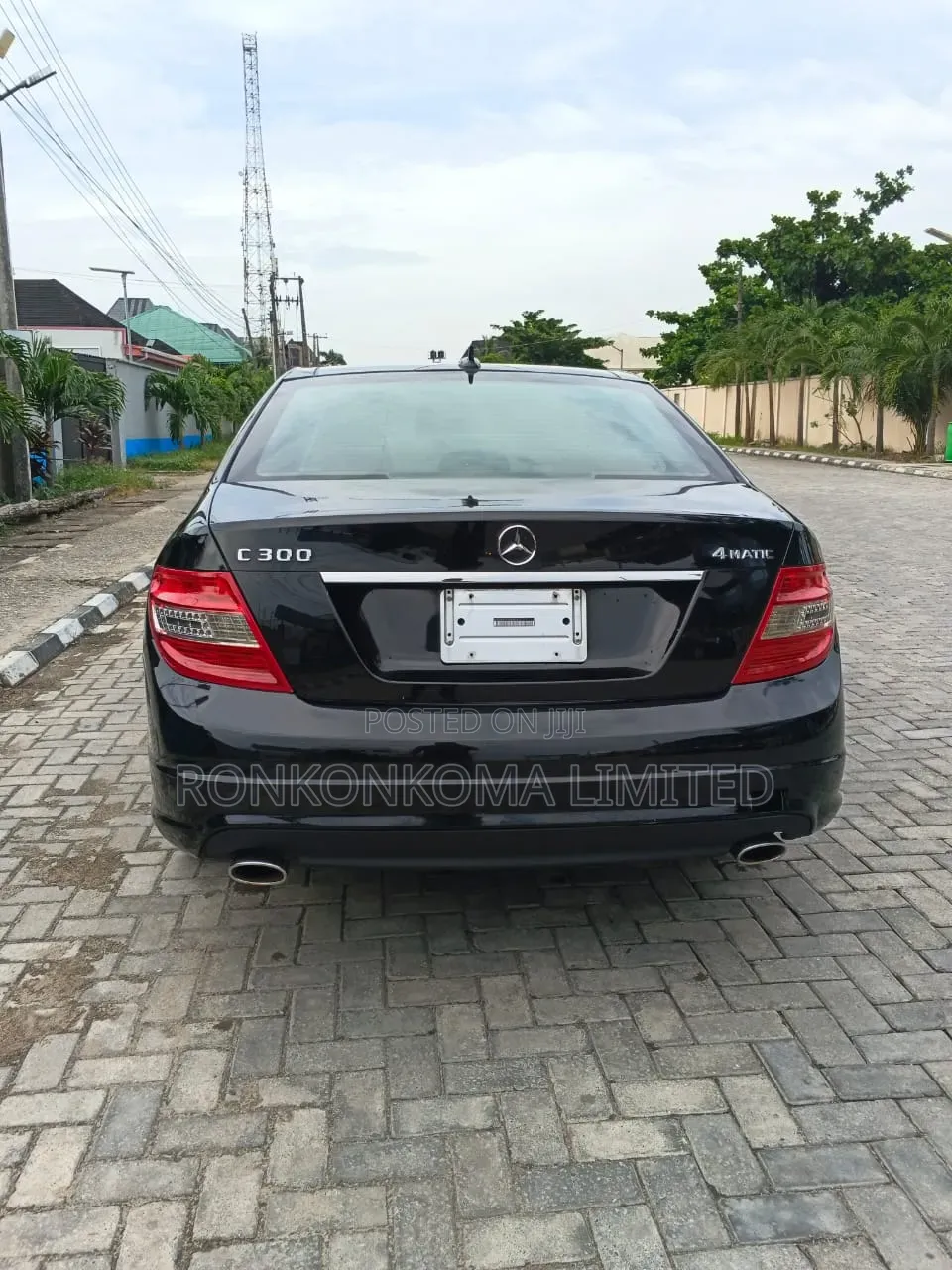 Mercedes-Benz C300 Luxury 4Matic Sedan AWD (3.0L 6cyl 7A) 2010 Black