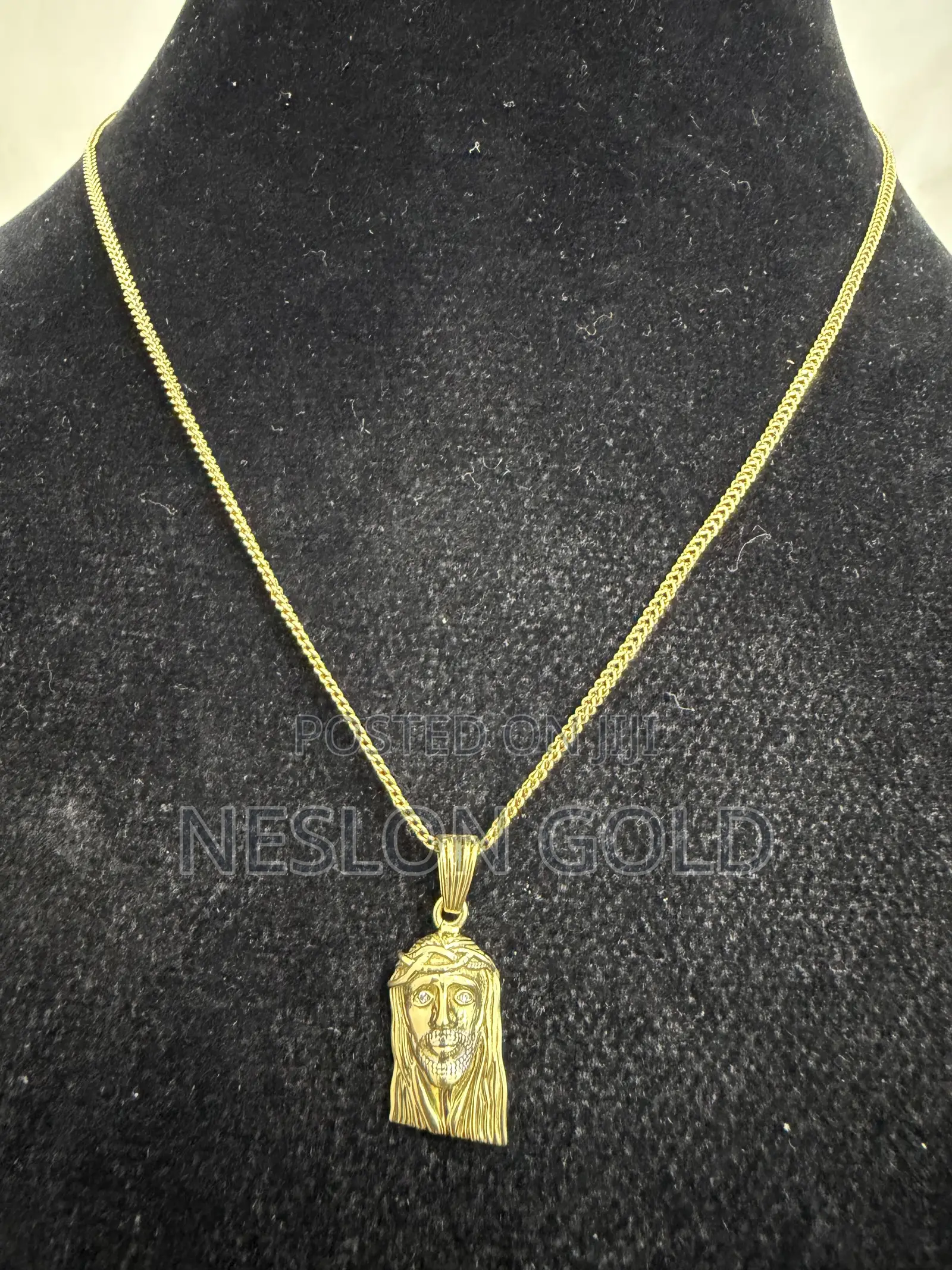 Italy 750 Tested 18karat Gold With Jesus Piece Pendant