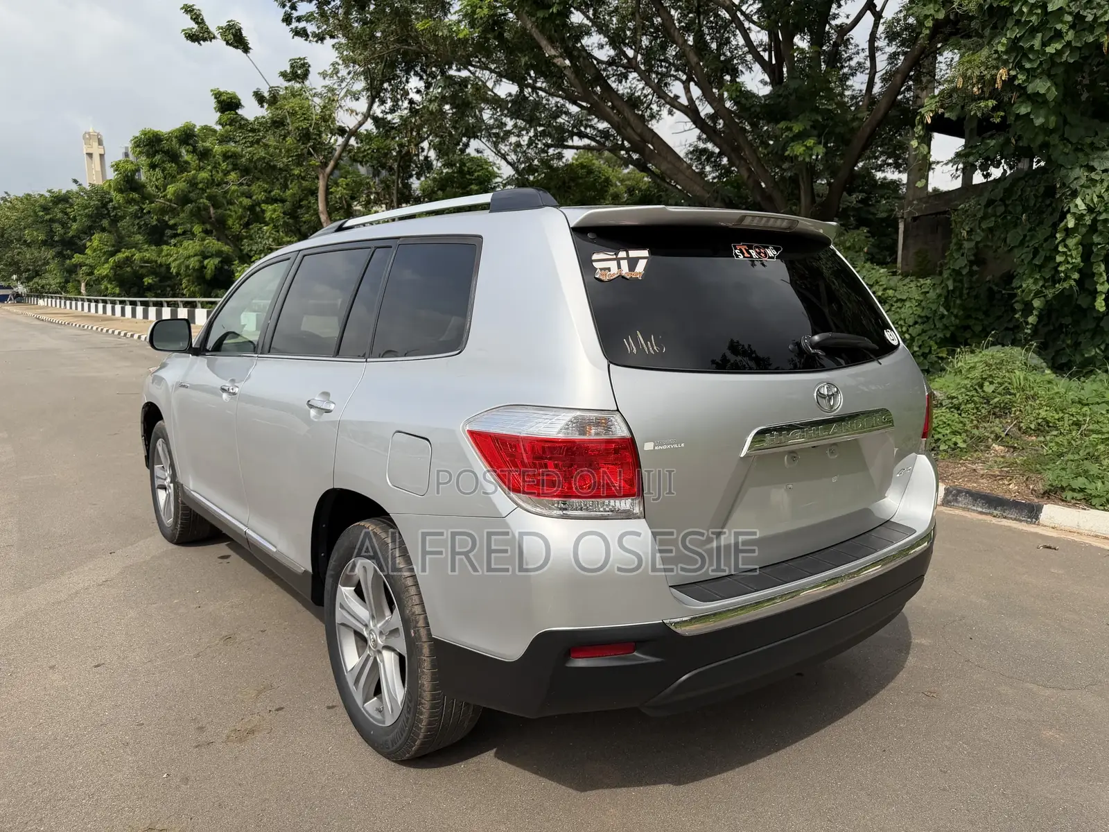 Toyota Highlander Limited 2012 Silver