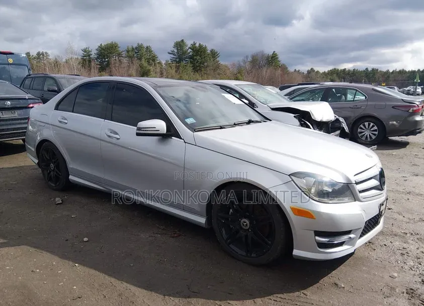 Mercedes-Benz C300 2013 Silver