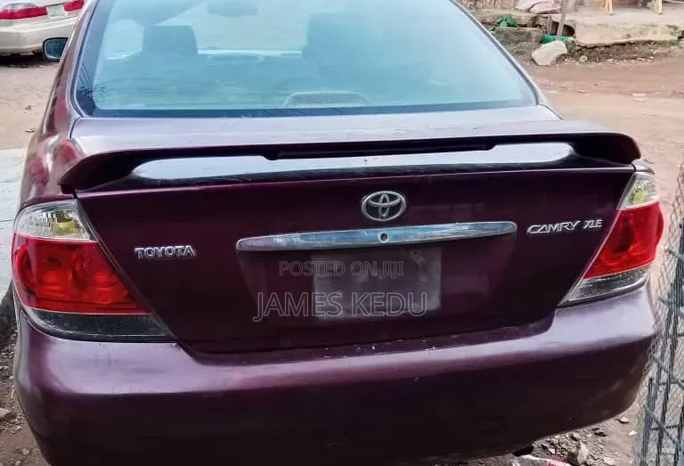 Toyota Camry 2006 Red