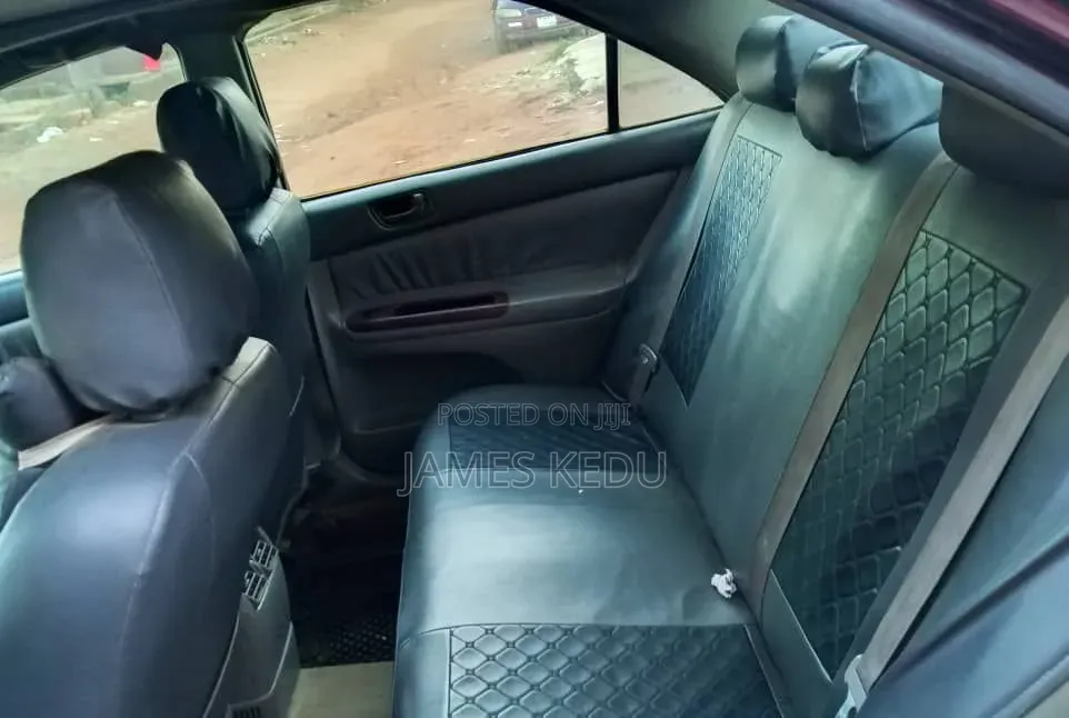 Toyota Camry 2006 Red