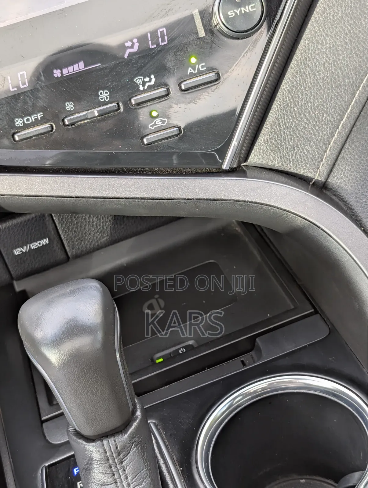 Toyota Camry 2019 Silver