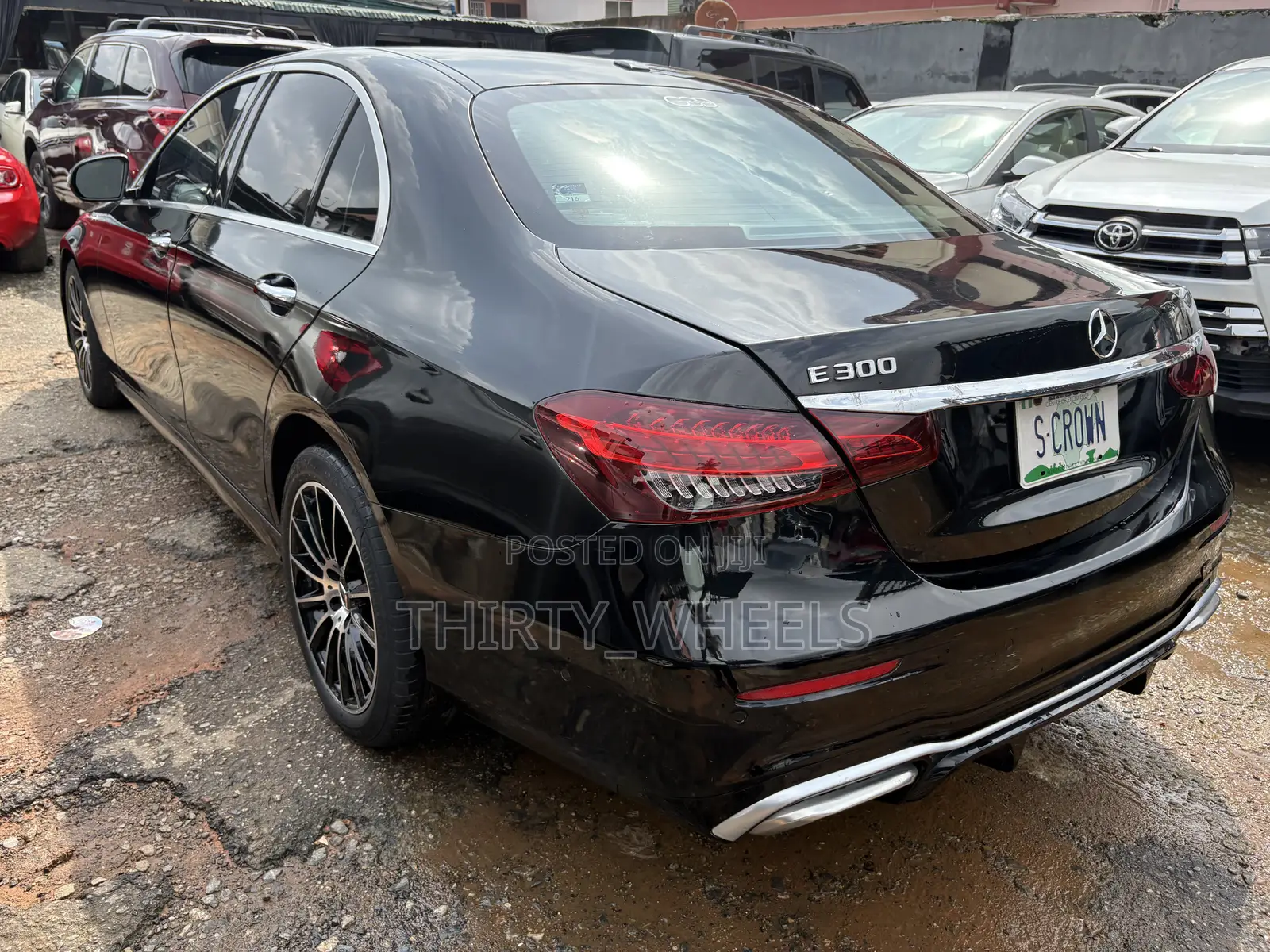 Mercedes-Benz E300 2017 Black