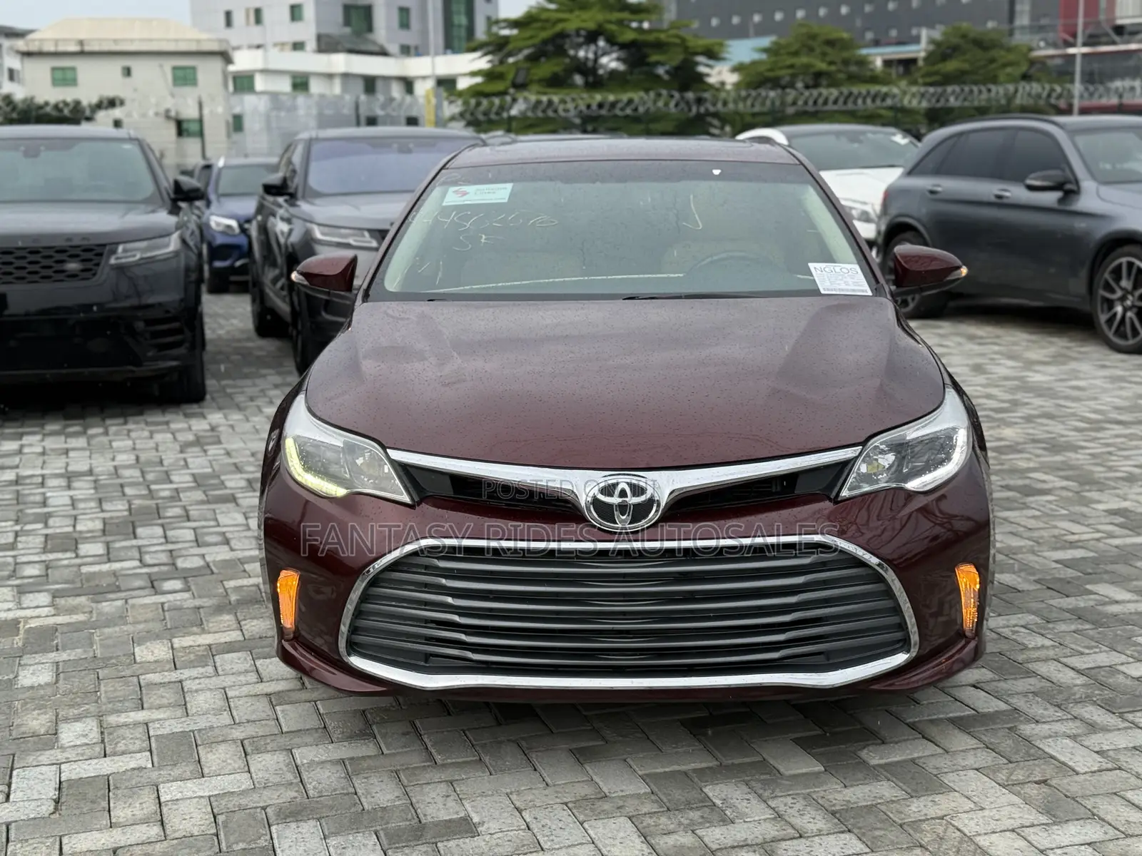 Toyota Avalon Limited 4dr Sedan (3.5L 6cyl 6A) 2014 Maroon