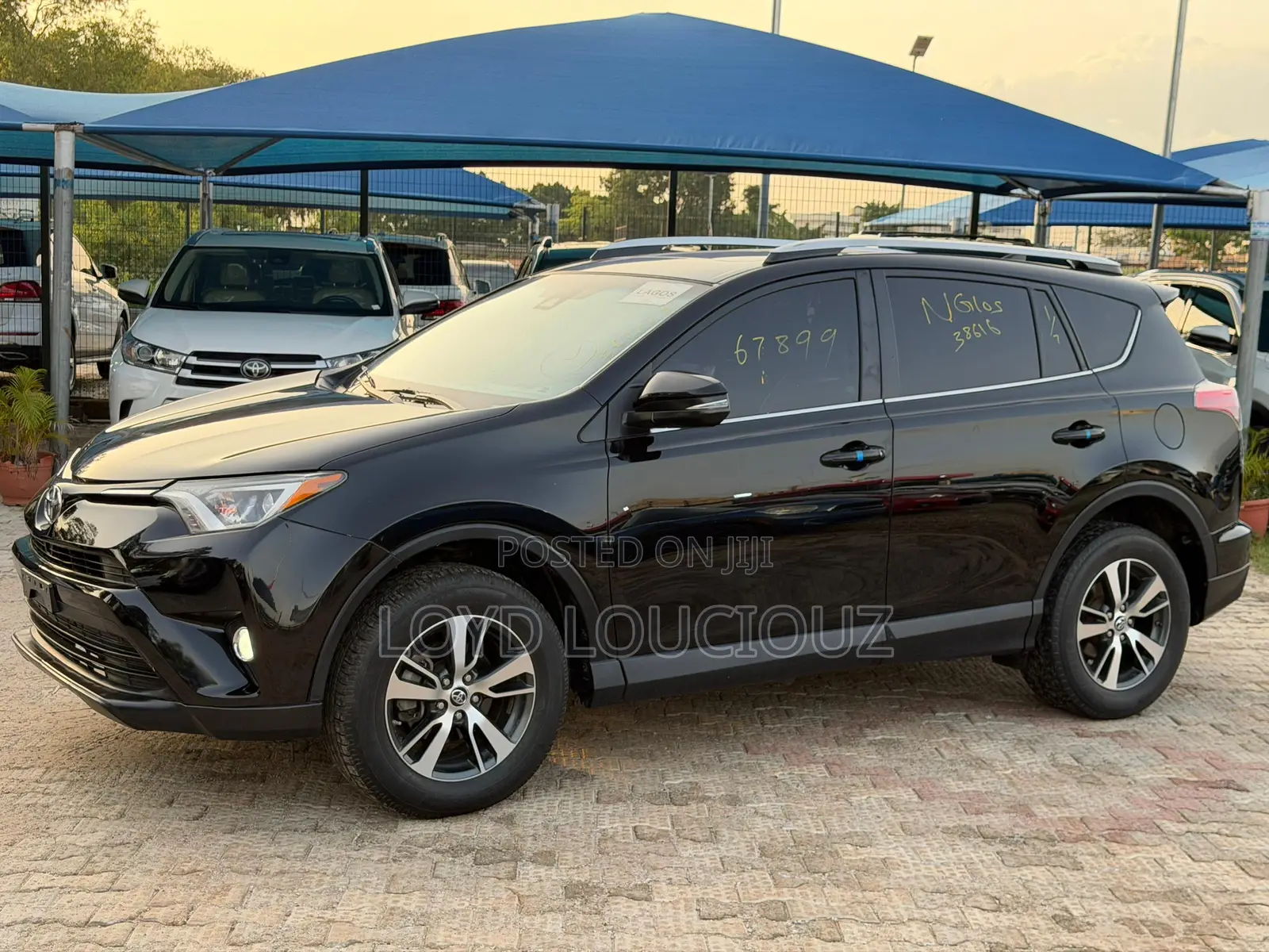 Toyota RAV4 2017 Black