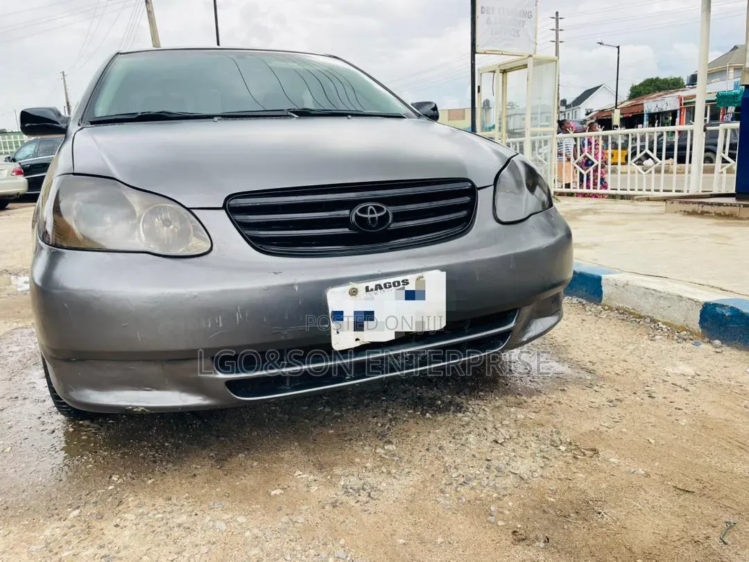 Toyota Corolla 2005 Gray