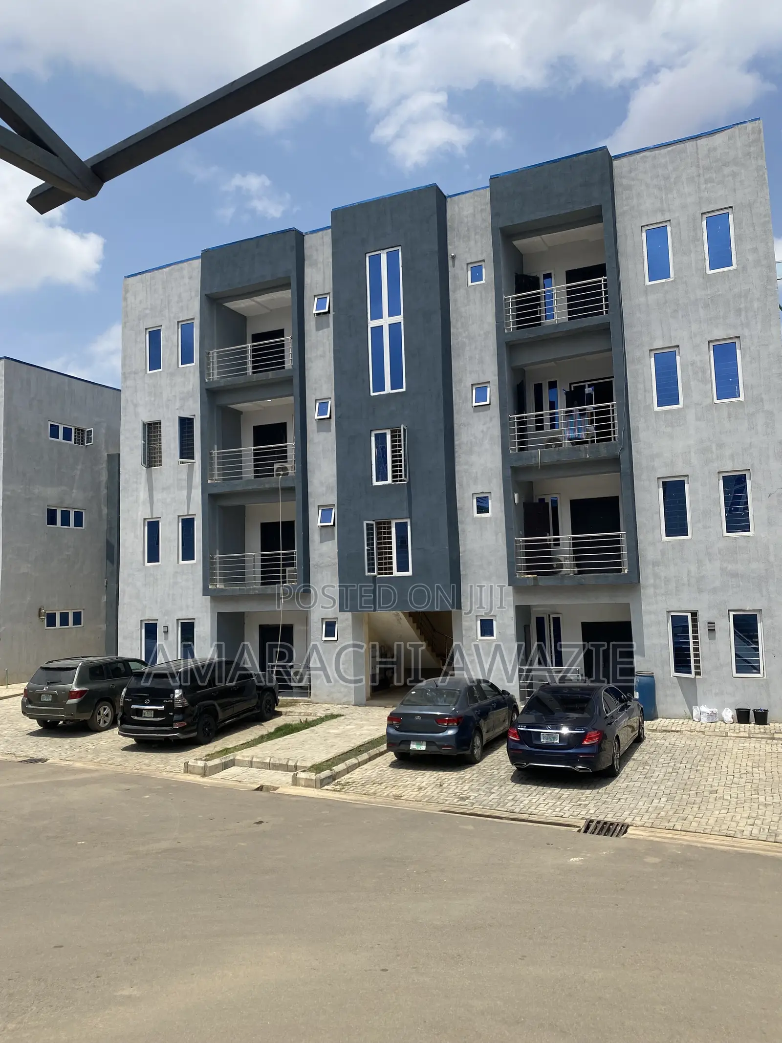 3bdrm Apartment in Dreams City, Idu for rent