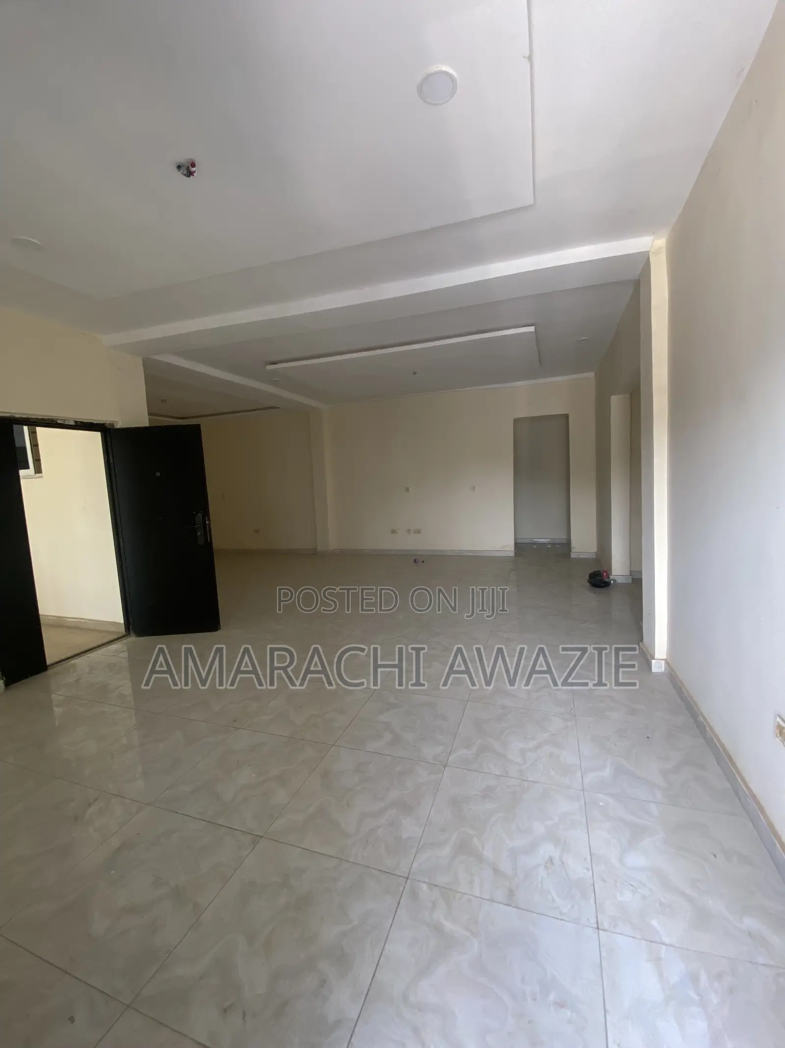 3bdrm Apartment in Dreams City, Idu for rent