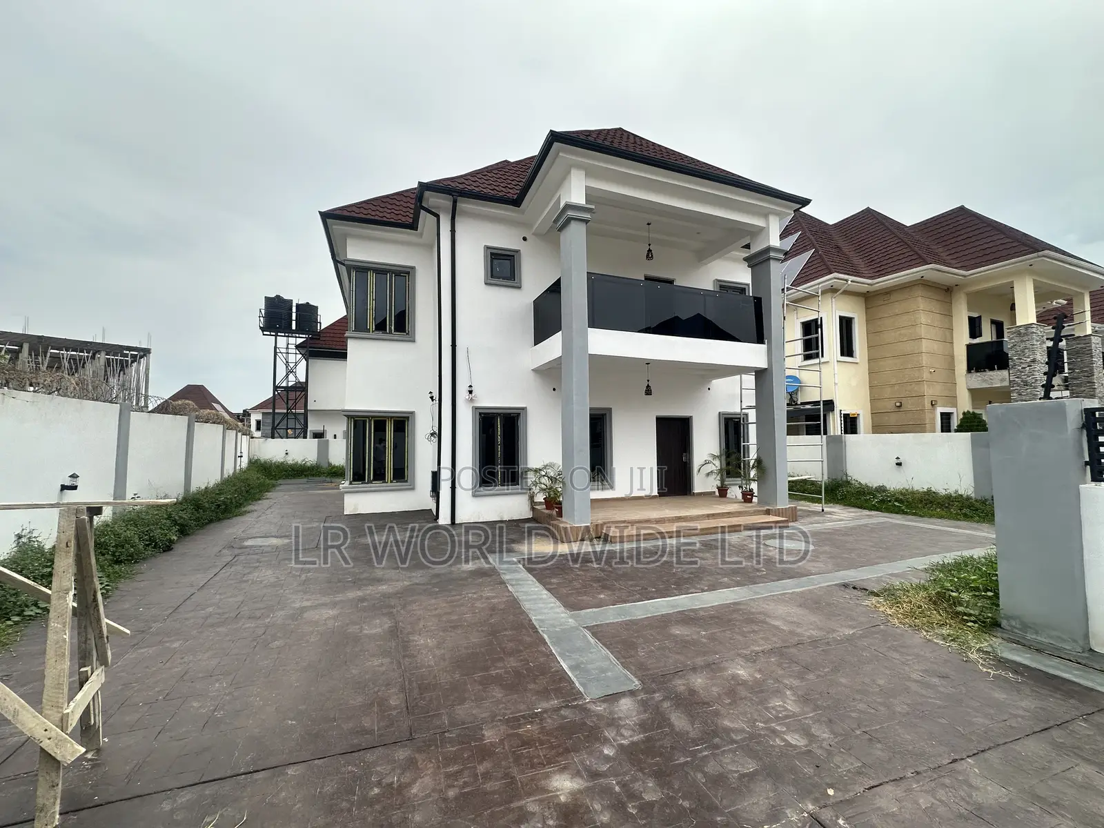 5bdrm Duplex in Lokogoma for sale