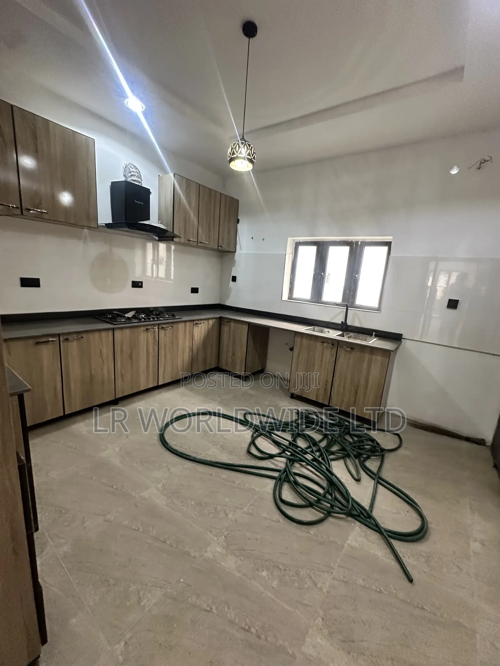5bdrm Duplex in Lokogoma for sale