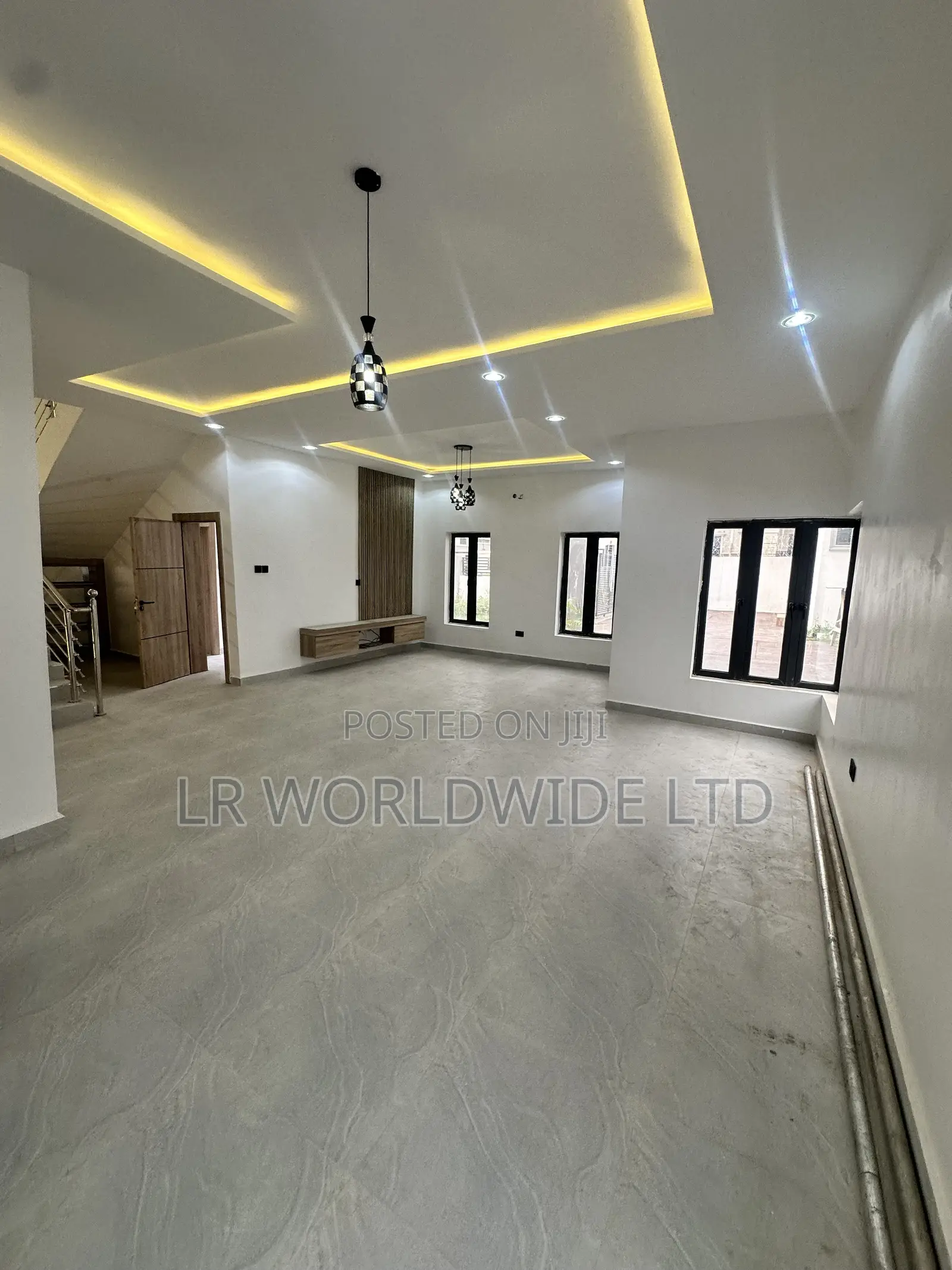 5bdrm Duplex in Lokogoma for sale