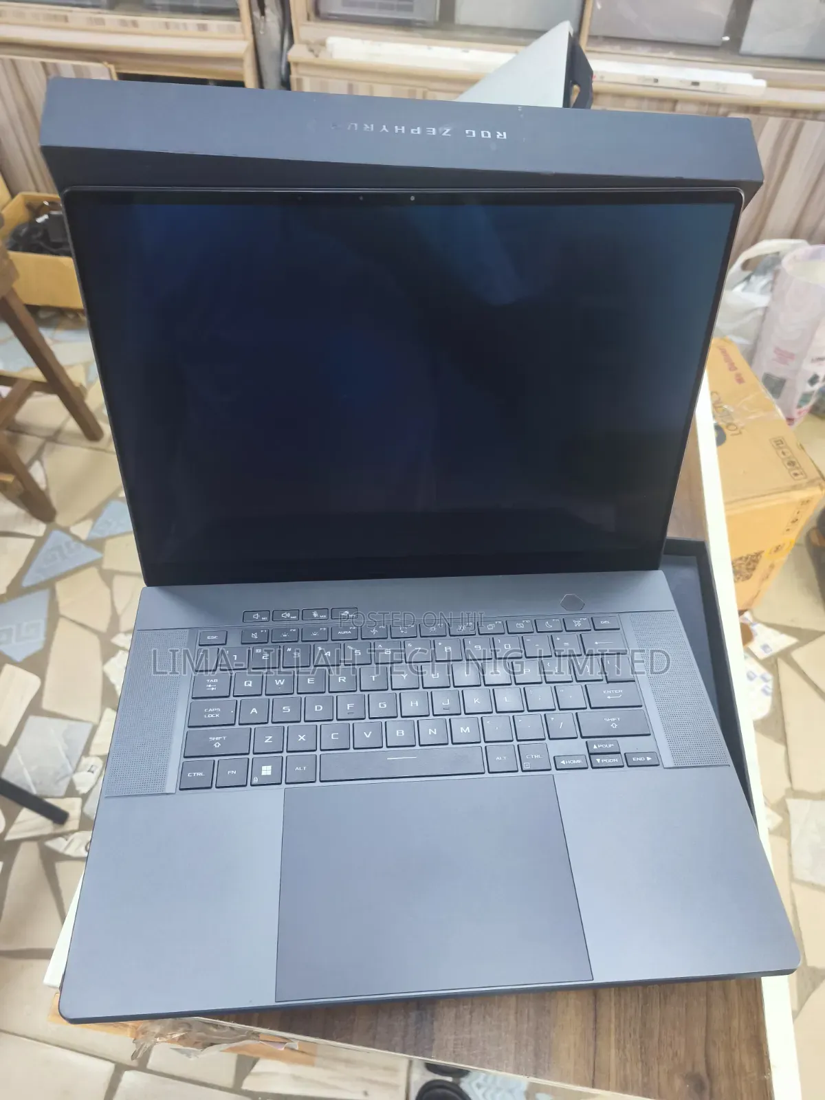 Laptop Asus ROG Zephyrus G16 16GB Intel Core Ultra 9 SSD 1T