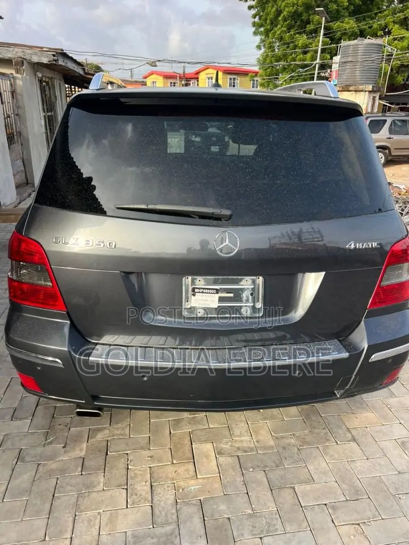 Mercedes-Benz GLK-Class 2011 Black