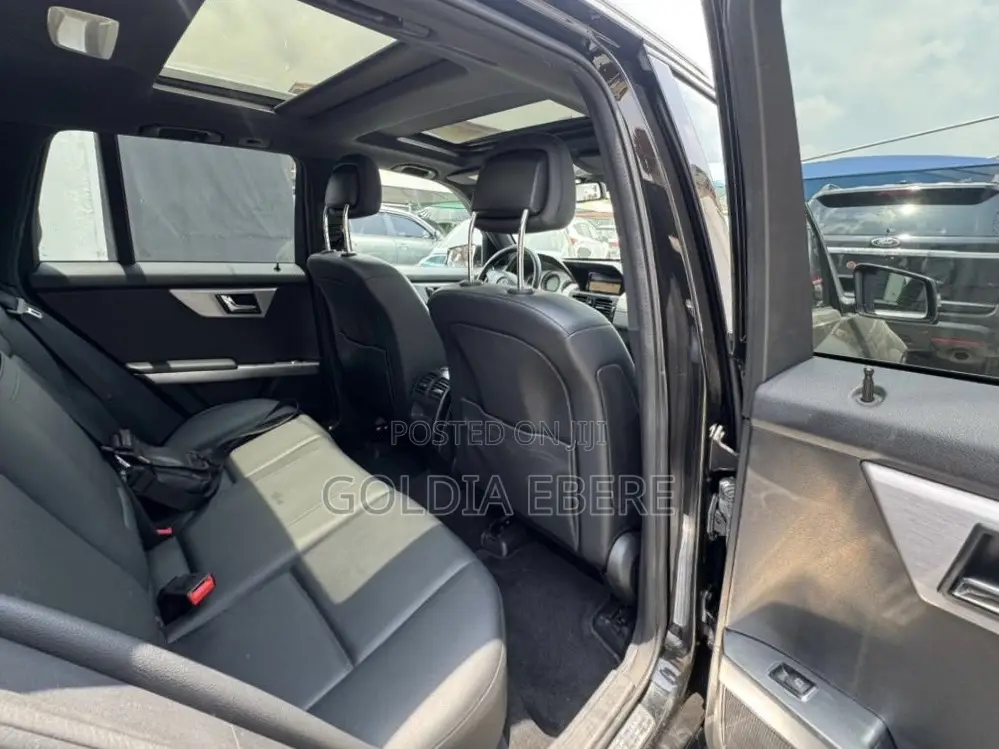 Mercedes-Benz GLK-Class 2011 Black